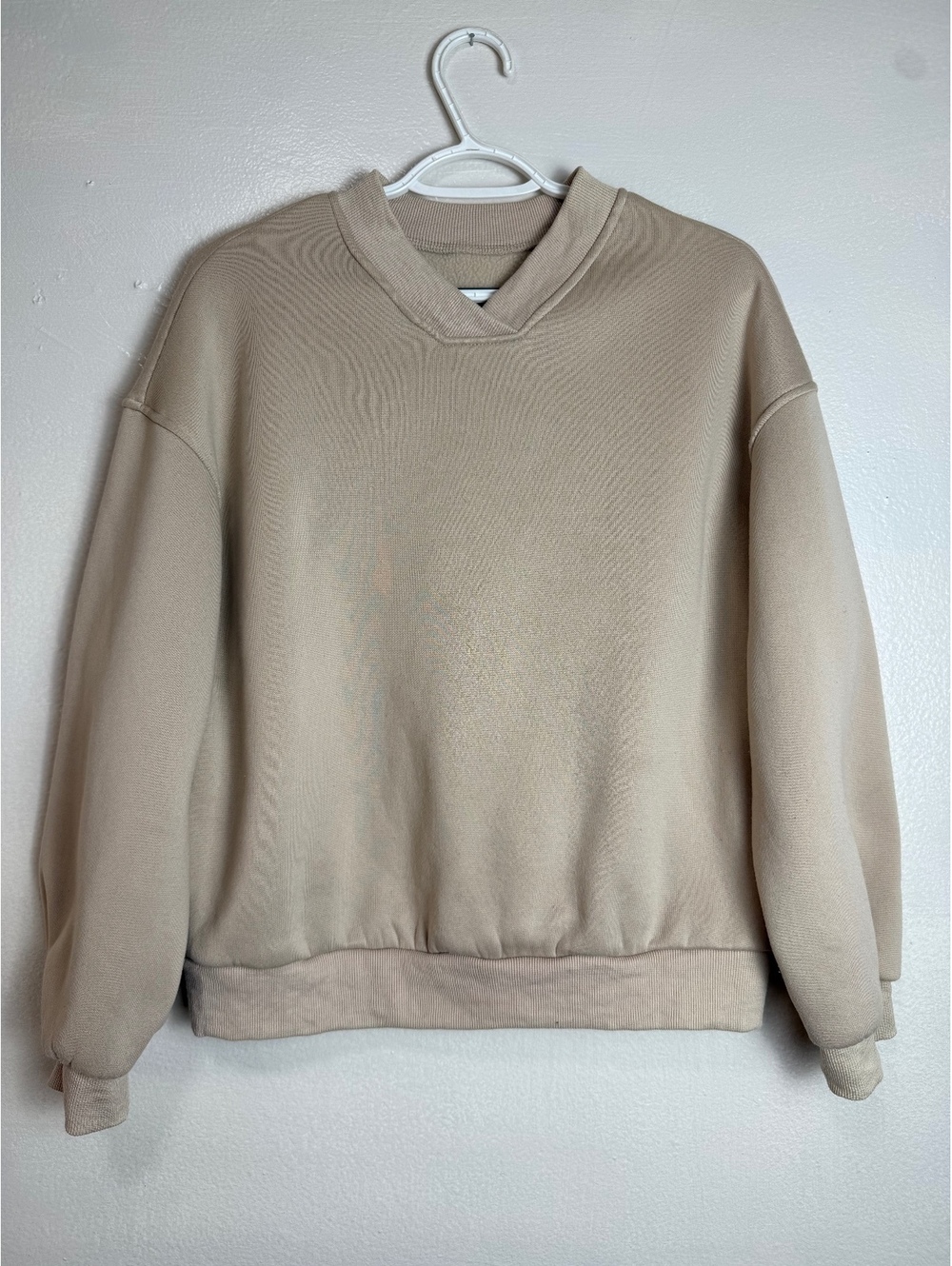 SHEIN Beige Oversized V Neck Fleece Sweatshirt Size M